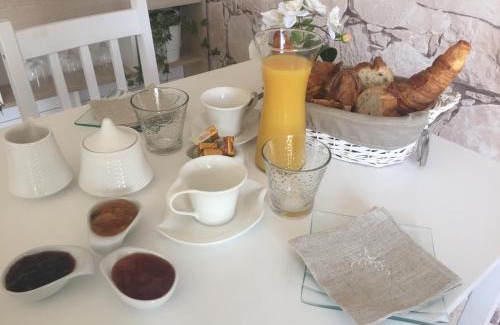 Montagne Cama Y Desayuno | Au charmant des vignes