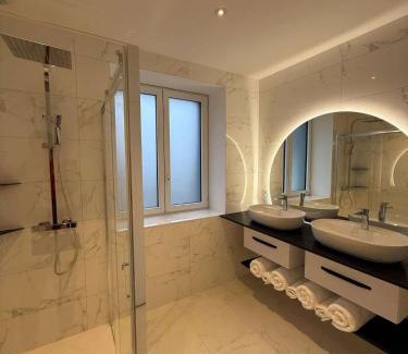 Huelgoat Apartamento | Au coeur du chaos