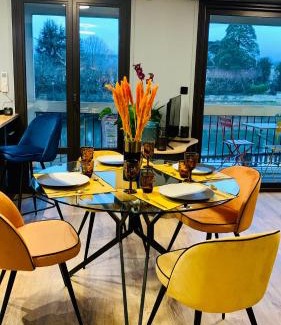 Saintes Apartamento | "Au Fil de la Charente" - Coeur de Saintes - WIFI Clim - Classé 4 étoiles - 4 pers