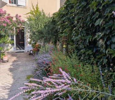 Angouleme Cama Y Desayuno | Au Logis de Véchillot