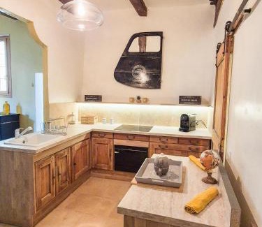 L'Isle-sur-la-Sorgue Apartamento | Au Lys rose
