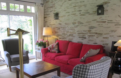 Vesdun Casa | Au milieu de la France, entourée danza grand jardin, une maison encanto cuadrado