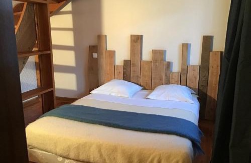 Fougax-et-Barrineuf Casa | Au mohair des Alpy