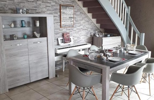 Saint-Martin-du-Frene Cama Y Desayuno | Au petit bonheur