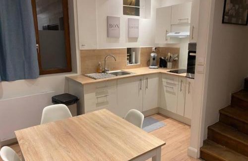 Saint-Dizier Apartamento | Au Petit Bragard- triplex proche centre ville