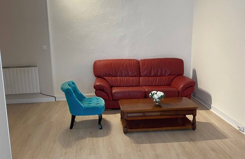 Lourdes Casa | Au Pied Du Chateau