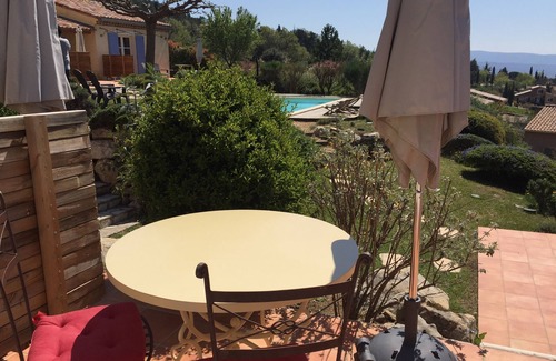 Flassan Cama Y Desayuno | Au Pied Du Ventoux * Room