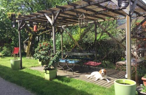 Faverges-Seythenex Cama Y Desayuno | Au Refuge de Blanche