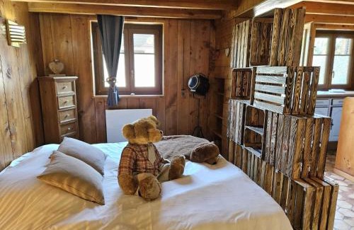 Essuiles Casa | Au Refuge Des 3 Ours - Chambres d'hôtes et cabanes