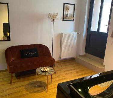 Selestat Apartamento | Au Refuge des amoureux avec baignoire Balnéo 2 personnes