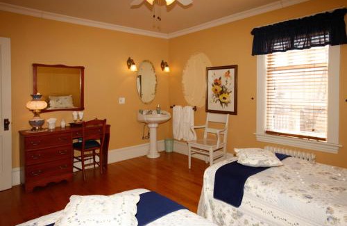 Magog Cama Y Desayuno | Au Virage B&B