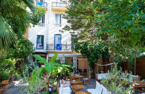 Jean-Medecin Hostal | Auberge de Jeunesse HI Nice Les Camélias