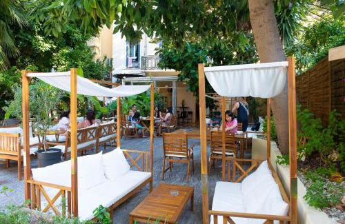 Jean-Medecin Hostal | Auberge de Jeunesse HI Nice Les Camélias