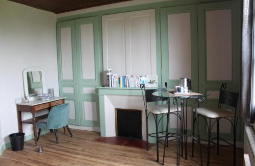 Capelle-les-Grands Cama Y Desayuno | Auberge de la croix du maupas