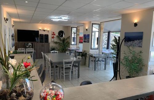 Freycenet-la-Tour Apartamento | Auberge de la Tour