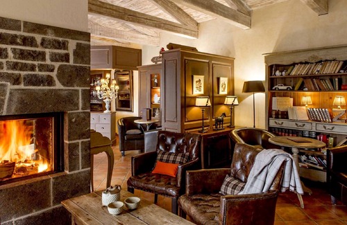 Pailherols Hotel | Logis Auberge des Montagnes