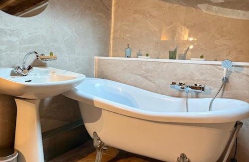 Bezaudun-les-Alpes Casa | Auberge du Château de Bezaudun