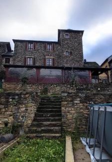 Ayssenes Hotel | Auberge du Roc Saint Jean