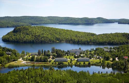 Mauricie Hotel | Auberge du Lac-à-l'Eau-Claire