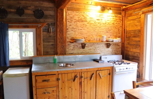 Gaspe Cabina | Auberge et Chalets Griffon Aventure