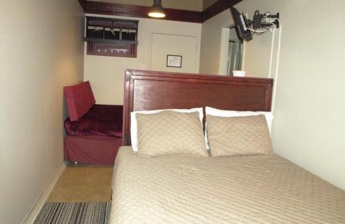 Sainte-Anne-des-Monts Casa | Auberge Internationale La Vieille École