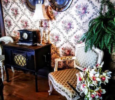 Saint-Jean Street Cama Y Desayuno | Auberge J.A Moisan