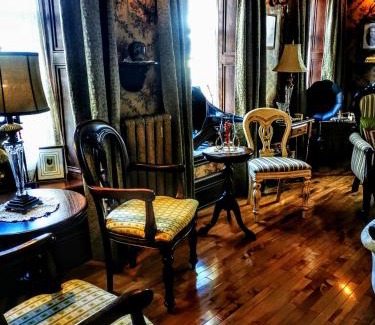 Saint-Jean Street Cama Y Desayuno | Auberge J.A Moisan