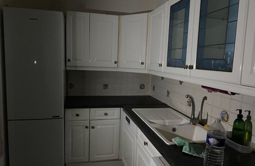 La Courneuve Hostal | Auberge KAMA