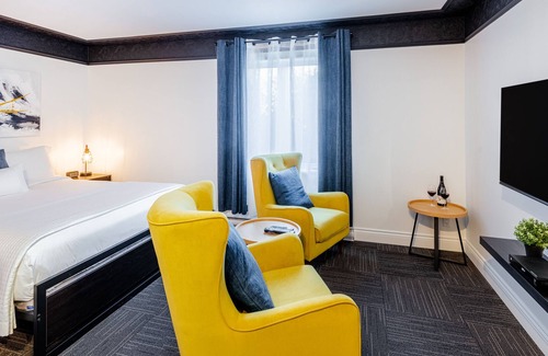 Baie-St-Paul Hotel | Auberge La Muse
