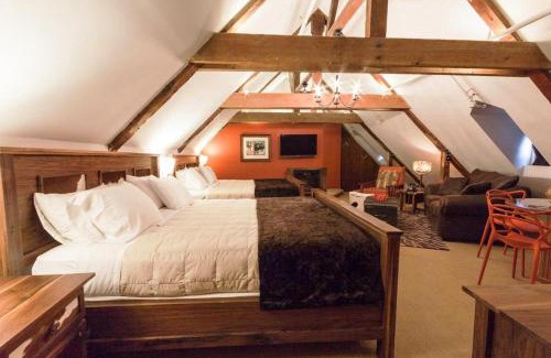 Old Quebec Hotel | Auberge Place d'Armes