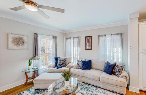 Waynesville Casa | Auburn Cottage