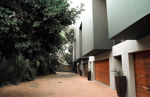 Morningside Casa | Audley Rooftops, Award Winning, Luxury 2 Bedroom Apartment with Private Rooftop