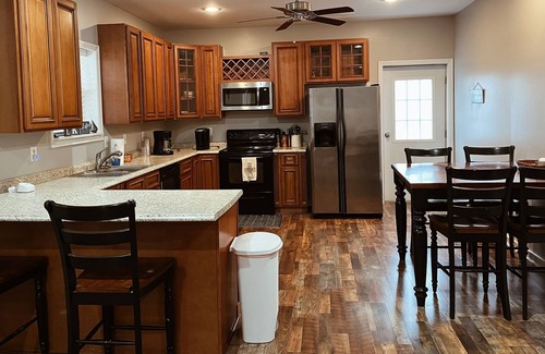 Gilbertsville Cabina | Cozy Lake Cabin!