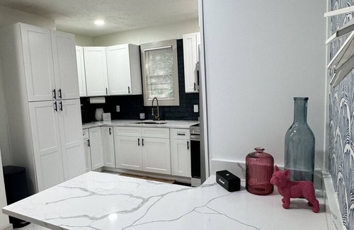 Summerville Casa | Augusta Charmer Perfect for Travelers / Mid Term Professionals / Families