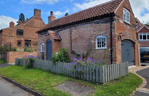 Kneesall Cabaña | Auld Cottage