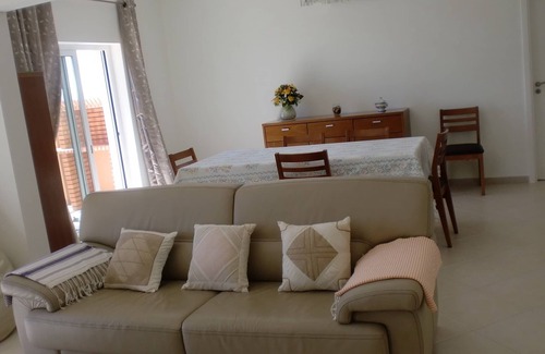 Telheiro Casa | Villa privada y tranquila en el Algarve con piscina y cancha de tenis