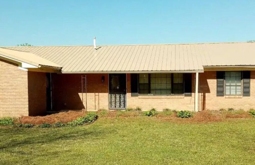 New Albany Casa | Aunt Mary's House