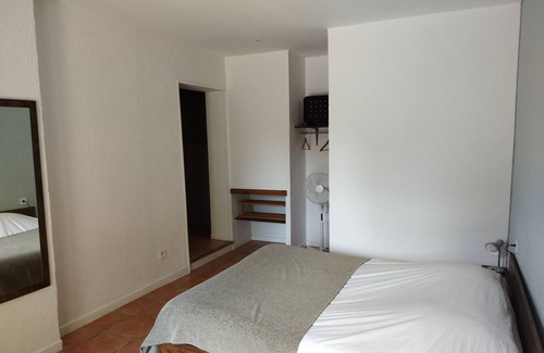 Le Somail Casa | Aur blan