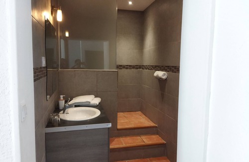 Le Somail Casa | Aur blan