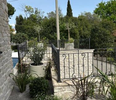 Lovran Apartamento | Aura Adriatica Onyx - Luxury Apartment, private pool, sea view, parking