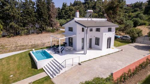 Kriopigi Casa | Aura Beachfront Private Pool Villa