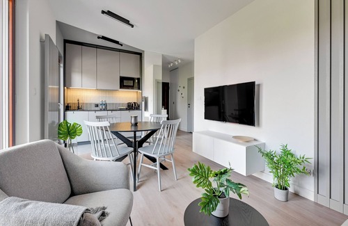 Old Town Apartamento | Aura III & Parking by Downtown Apartments