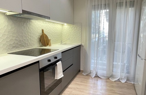 Thessaloniki Apartamento | Aura modern home. Charming 2-bedroom apartment with Wi-Fi, near to metro