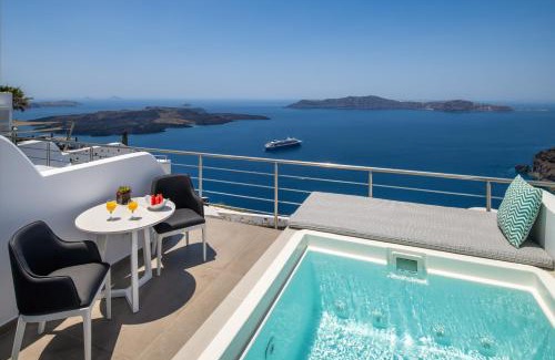 Fira Casa | Aura Suites
