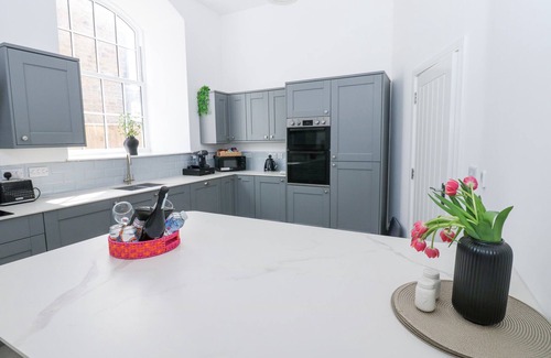 Lanehead Casa | AURELIAN HOUSE, pet friendly, with hot tub in St John's Chapel