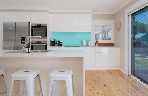 Caves Beach Casa | Aurora Grove A Familly Retreat at Caves Beach
