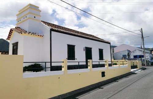 Ponta Delgada Casa | Aurora House