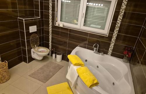 Gerasdorf bei Wien Apartamento | Aurora Living MD