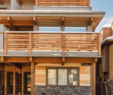 Teepee Town Casa | Aurora Luxe - Stunning Townhouse Private Hot Tub