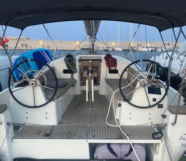 Karpenisi Alquiler De Eote | Aurora Sailing Getaway 2 or more Day Cruises in the Greek Islands
